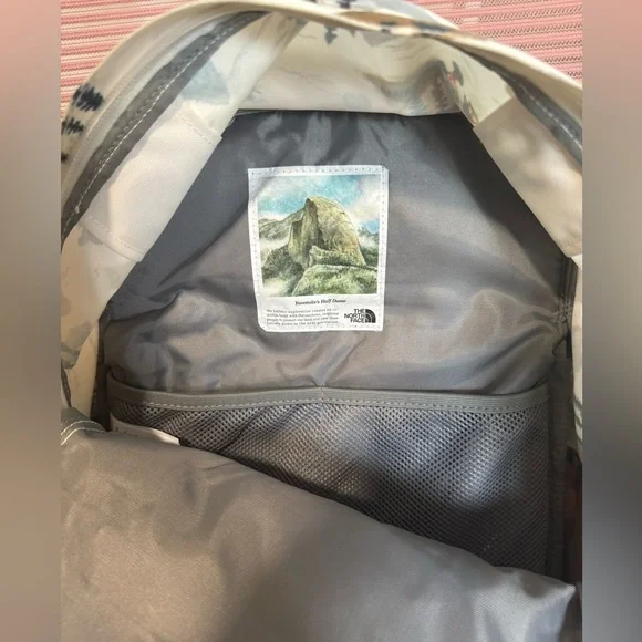 The North Face Berkeley Daypack - Picture 4 of 4